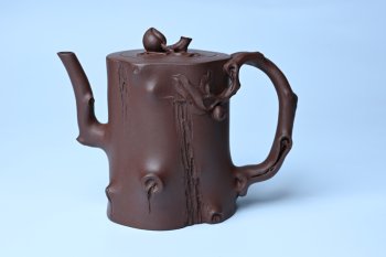 紫砂壶图片：潜力股赵老师 全手工秀雅桃桩 肌理自然生动 - 宜兴紫砂壶网