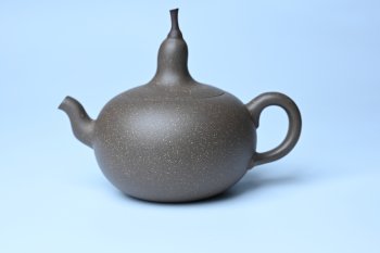 紫砂壶图片：美壶特惠 精致青段大肚茄子壶 茶人醉爱 - 宜兴紫砂壶网