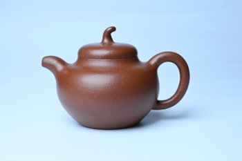 紫砂壶图片：潜力股周小培老师 油润降坡泥全手工茄瓜壶 - 宜兴紫砂壶网