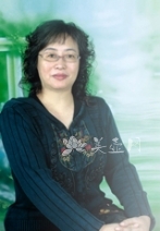 紫砂壶工艺师图片：王兰萍 - 宜兴紫砂壶网