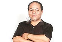 紫砂壶工艺师图片：顾斌武 - 宜兴紫砂壶网