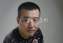 紫砂壶工艺师图片：赵曦鹏 - 宜兴紫砂壶网