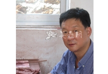 紫砂壶工艺师图片：周新保 - 宜兴紫砂壶网