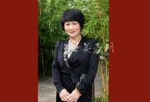 紫砂壶工艺师图片：董亚芳 - 宜兴紫砂壶网