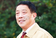 紫砂壶工艺师图片：李昌鸿 - 宜兴紫砂壶网