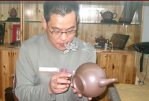 紫砂壶工艺师图片：王奋良 - 宜兴紫砂壶网