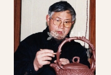 紫砂壶工艺师图片：范洪泉 - 宜兴紫砂壶网