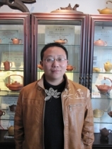 紫砂壶工艺师图片：范云飞 - 宜兴紫砂壶网