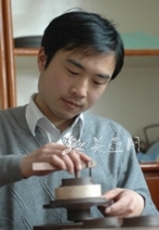 紫砂壶工艺师图片：姜新伟 - 宜兴紫砂壶网