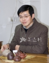 紫砂壶工艺师图片：唐红平 - 宜兴紫砂壶网