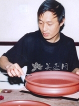 紫砂壶工艺师图片：沈文军 - 宜兴紫砂壶网