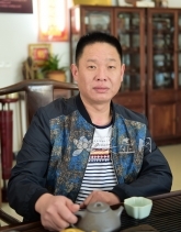 紫砂壶工艺师图片：杨建刚 - 宜兴紫砂壶网