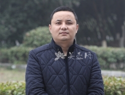 紫砂壶工艺师图片：葛鹏 - 宜兴紫砂壶网