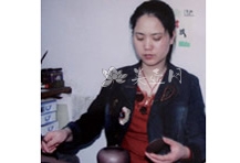 紫砂壶工艺师图片：蒋秀娟 - 宜兴紫砂壶网