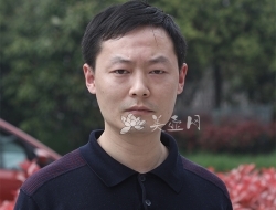 紫砂壶工艺师图片：张炜 - 宜兴紫砂壶网