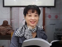 紫砂壶工艺师图片：佘燕敏 - 宜兴紫砂壶网