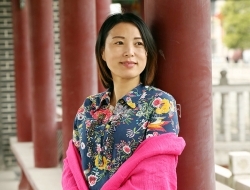 紫砂壶工艺师图片：苗淑芬 - 宜兴紫砂壶网