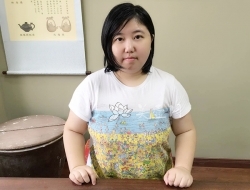 紫砂壶工艺师图片：张梅玺 - 宜兴紫砂壶网