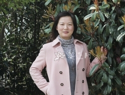 紫砂壶工艺师图片：顾燕萍 - 宜兴紫砂壶网