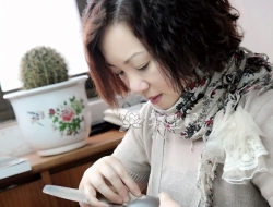 紫砂壶工艺师图片：王桂芬 - 宜兴紫砂壶网