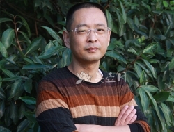 紫砂壶工艺师图片：魏柏柯 - 宜兴紫砂壶网