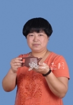 紫砂壶工艺师图片：鲁卫芳 - 宜兴紫砂壶网