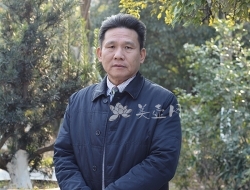 紫砂壶工艺师图片：鲍正平 - 宜兴紫砂壶网