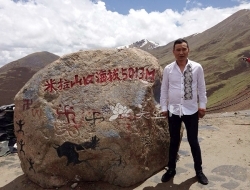 紫砂壶工艺师图片：高卫忠 - 宜兴紫砂壶网