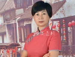 紫砂壶工艺师图片：范永叶 - 宜兴紫砂壶网