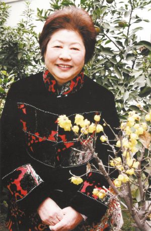 紫砂壶图片：曹婉芬 - 宜兴紫砂壶网