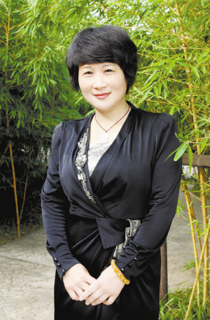 紫砂壶图片：董亚芳 - 宜兴紫砂壶网