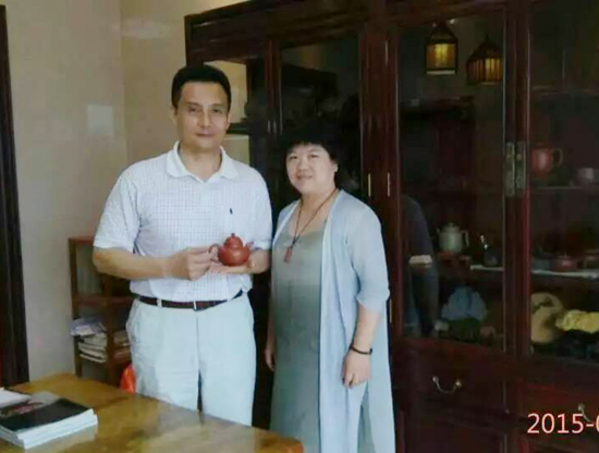 紫砂壶图片：与著名影视明星王伯昭艺术交流 - 宜兴紫砂壶网