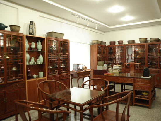 紫砂壶图片：恒甫堂艺术馆 - 宜兴紫砂壶网