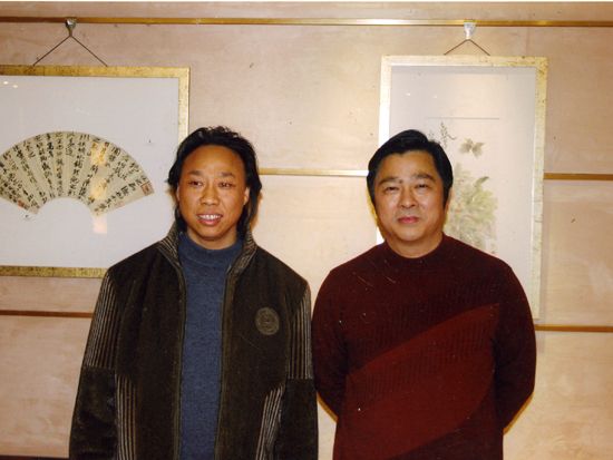 紫砂壶图片：周建春与宜兴市委副书记邵亚群合影 - 宜兴紫砂壶网