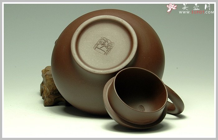 紫砂壶图片：紫泥乳鼎 - 宜兴紫砂壶网