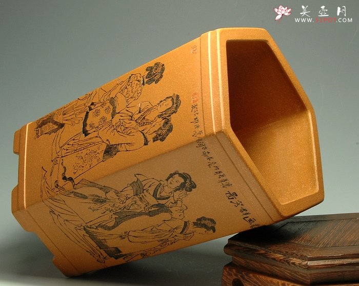 紫砂壶图片：仕女六方笔筒 - 宜兴紫砂壶网