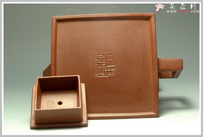 紫砂壶图片：全手升方 - 宜兴紫砂壶网