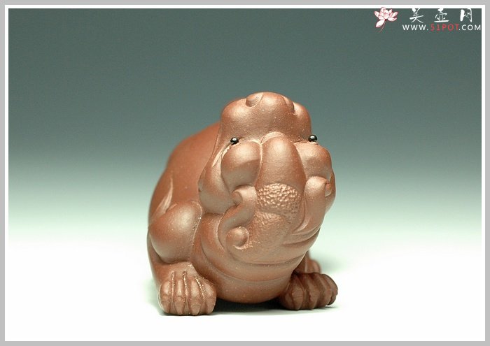 紫砂壶图片：回头貔貅 - 宜兴紫砂壶网