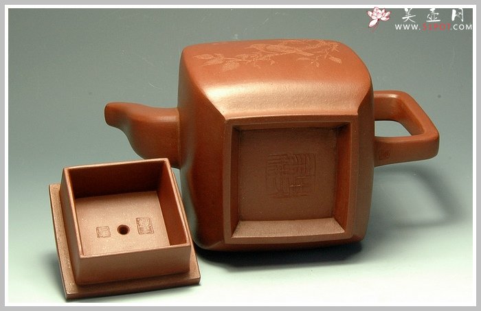 紫砂壶图片：全手玉亭四方 - 宜兴紫砂壶网