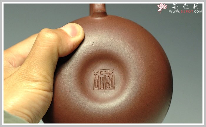 紫砂壶图片：相扑 茄段 - 宜兴紫砂壶网