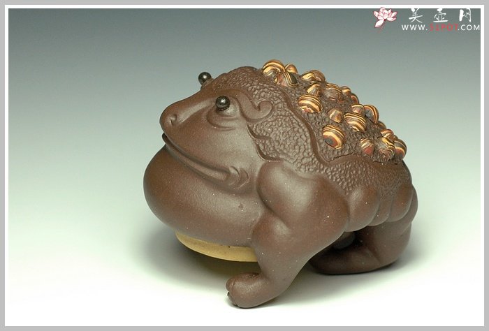 紫砂壶图片：金蟾宝贝 - 宜兴紫砂壶网