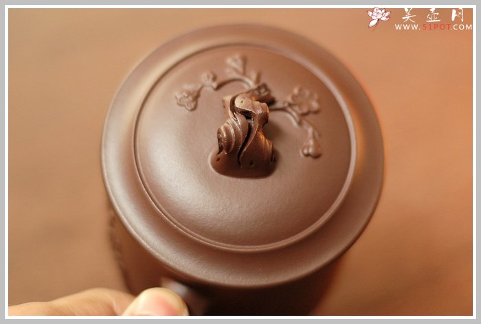 紫砂壶图片：梅花杯 高档盖杯 - 宜兴紫砂壶网