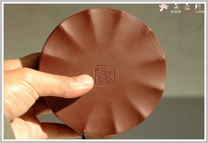 紫砂壶图片：六方竹提梁 - 宜兴紫砂壶网