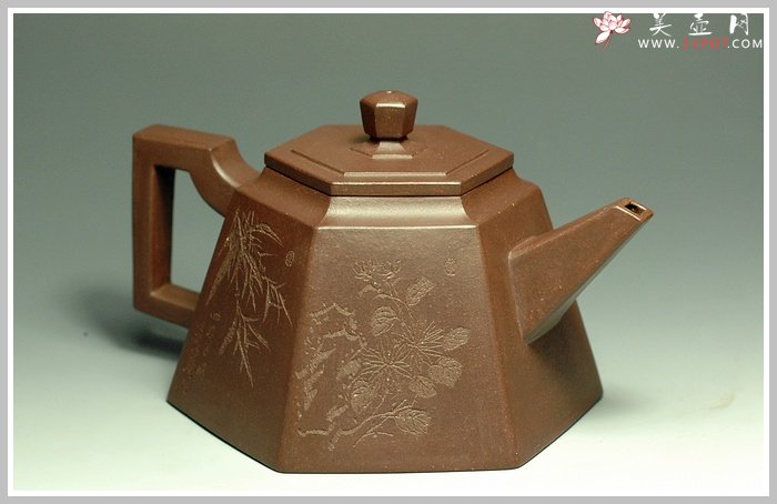 紫砂壶图片：全手紫泥高六方 - 宜兴紫砂壶网