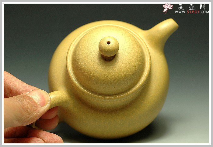 紫砂壶图片：段泥寿珍掇球 - 宜兴紫砂壶网