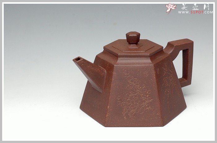 紫砂壶图片：全手紫泥高六方 - 宜兴紫砂壶网