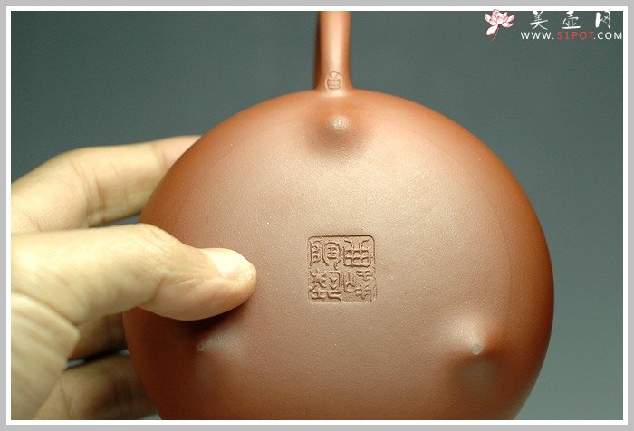 紫砂壶图片：全手之三弯石瓢 - 宜兴紫砂壶网