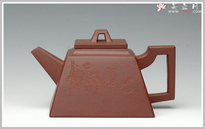 紫砂壶图片：全手压盖四方-雅致小方 - 宜兴紫砂壶网