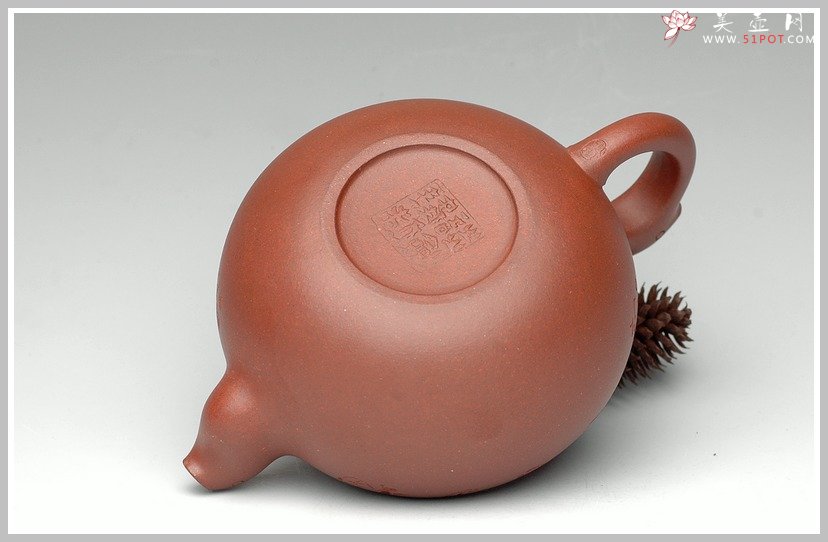 紫砂壶图片：范小君刻 飞 - 宜兴紫砂壶网