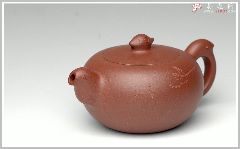 紫砂壶图片：厉上清刻 飞 - 宜兴紫砂壶网
